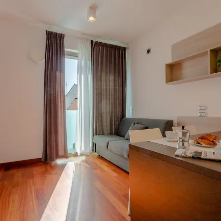 Centrally Located Apartment In Giulianova Near The Sea Lejlighed *
