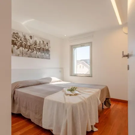 Centrally Located Apartment In Giulianova Near The Sea *